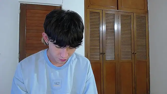 Michael_blue webcam