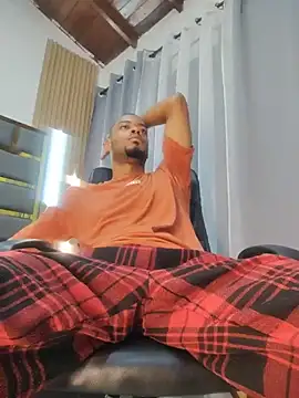 Oliver_bigblack_cock webcam