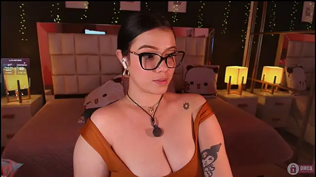 emmy_wattsoon webcam