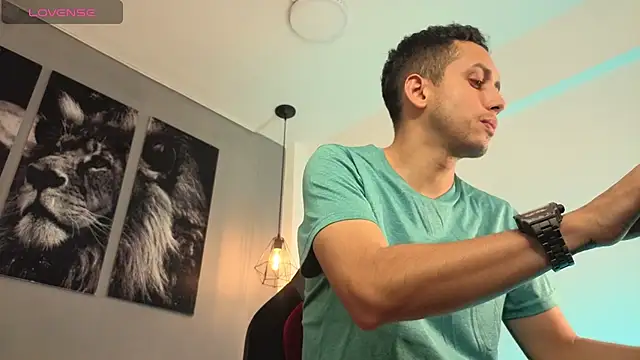 Zack_isback webcam