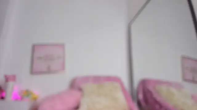 miaapril webcam