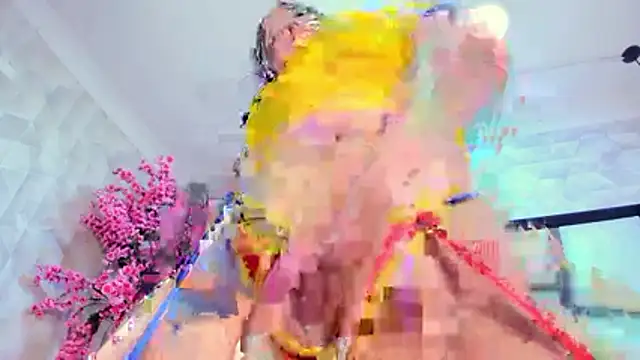 TessaCooper1 webcam