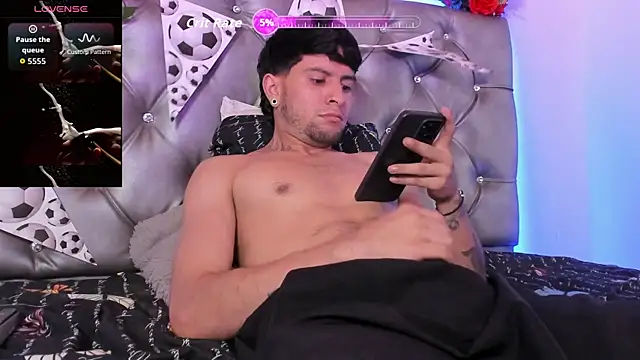 StefanoBigCock webcam