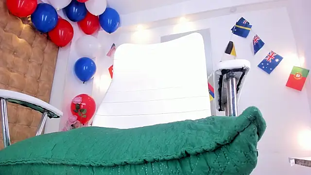 violet_giraldo webcam