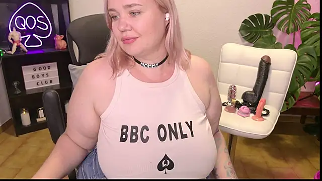 MargotGrey webcam
