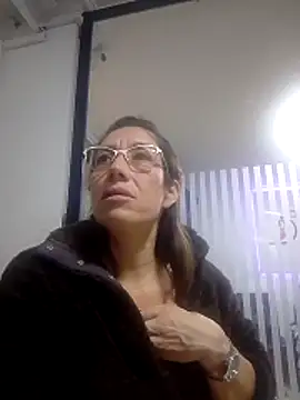 kaylaMinov_ webcam