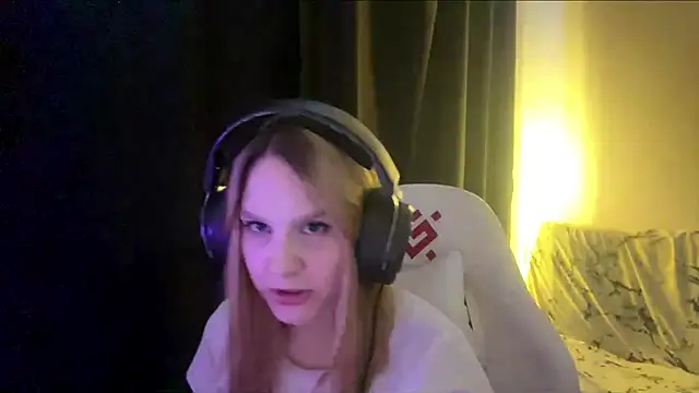 axin_burnell webcam