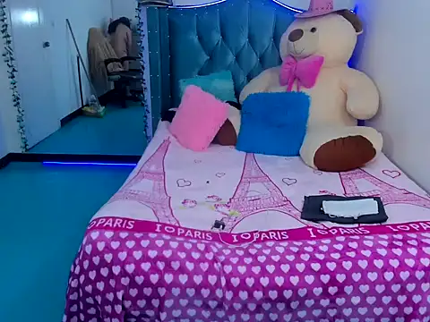 naomi_johnson webcam