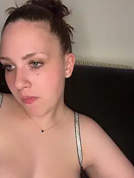 CuteBeaX webcam