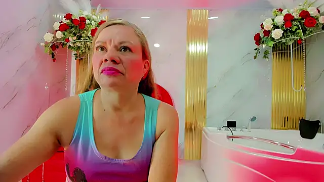 alicee__mature webcam