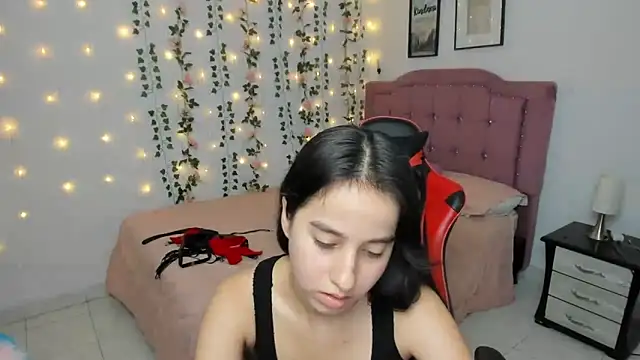 Watch Antonella_heinz live on EroticFlix - High definition streams