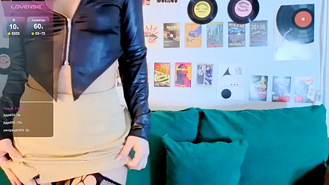 Maya_Rogerss live cam on StripChat