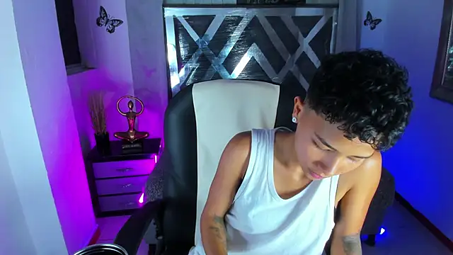 nova_sex01 live cam on StripChat