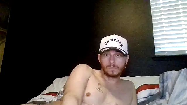 Cloudyydayzz live cam on StripChat