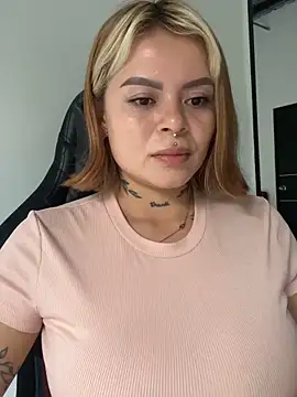 _CuteGirls_ webcam