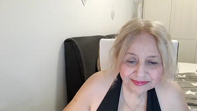 SusiLifeXXX webcam