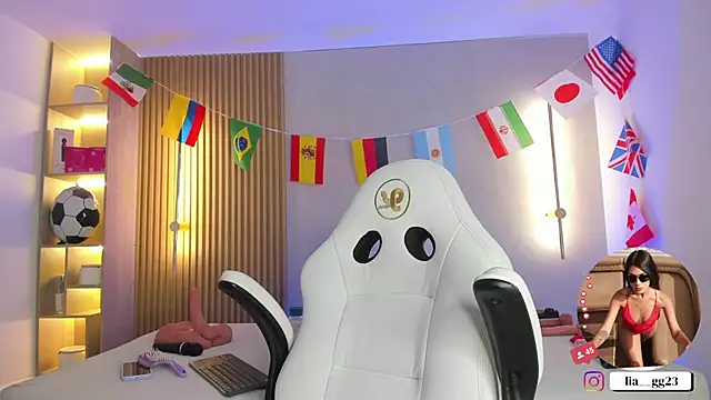 liah_cleir webcam