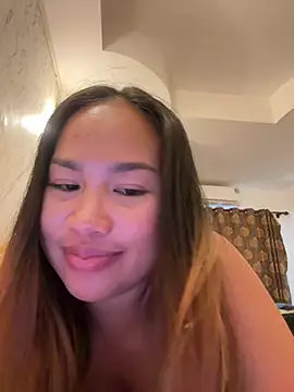 Ponthip webcam