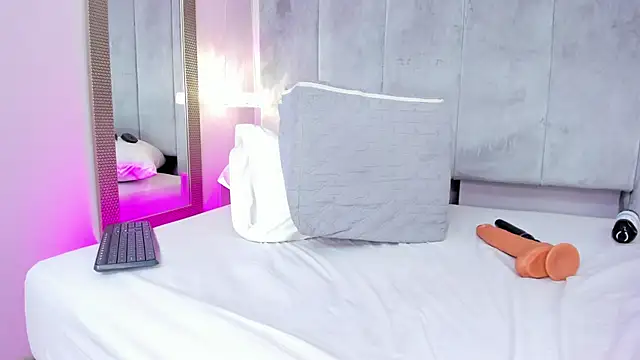 Martinna_Cooper_ webcam