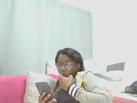 Sexxybella27 webcam