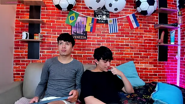 Hoot_boyss_ webcam