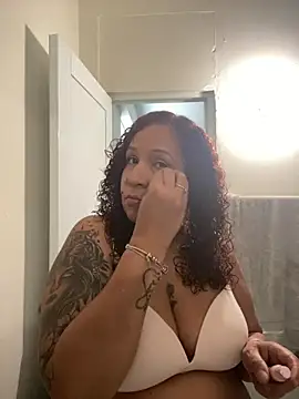 ladycreamypr2 live cam room