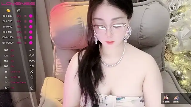 Monica-666888- webcam
