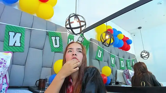 Vero8choa live cam room