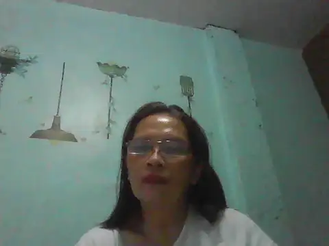 momshe2026 webcam