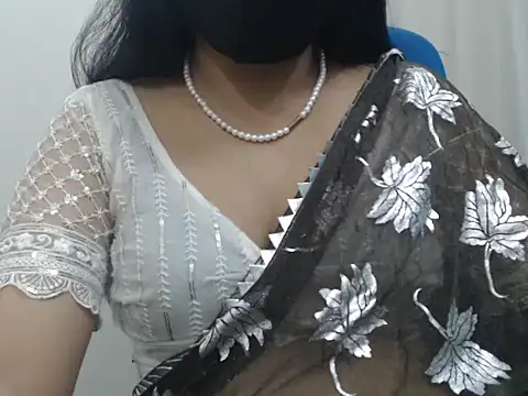 Lovely_Siri_23 webcam
