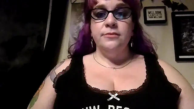 GothyBaby webcam