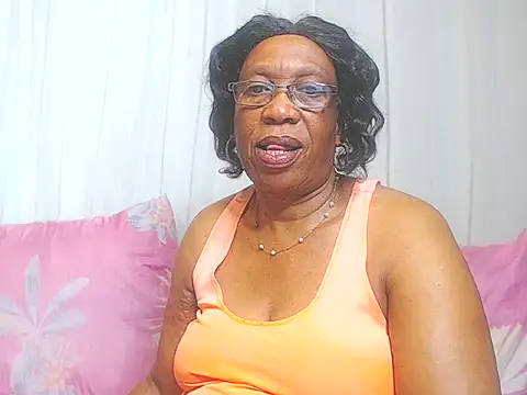 Freakyassnwildx webcam