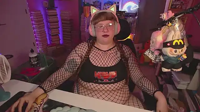 FatVeronica webcam