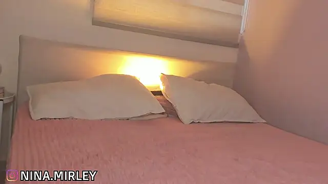 Ninamirley webcam
