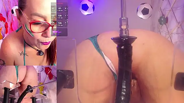 ErikaMontiel__ webcam