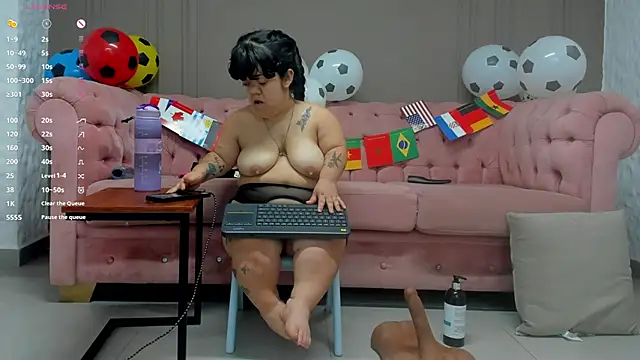 Watch PamelaBonnet_mml live on EroticFlix - High definition streams