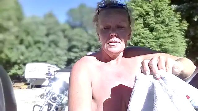mspatience (F milf) - pogo stick dildo