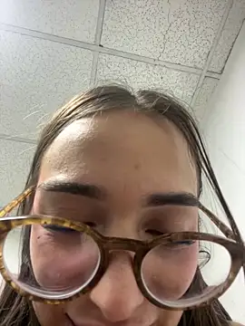 Sweet_Milaa1 webcam