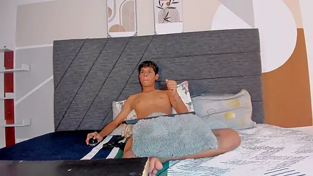 nico_vega webcam