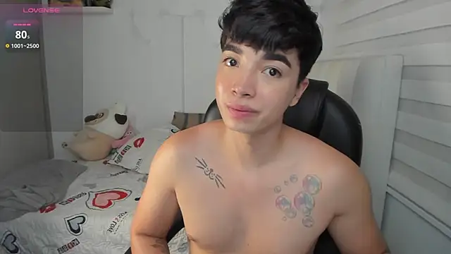 santy7v7 webcam