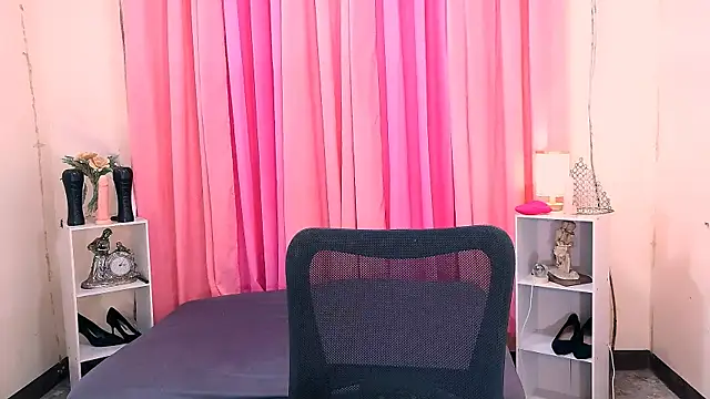 Mimi_Mckinley webcam