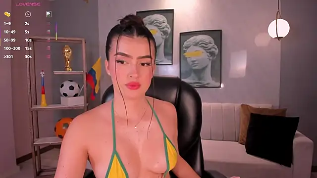 Watch PaulinaSantos_ live on EroticFlix - High definition streams