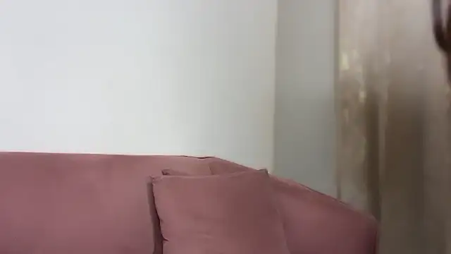 Watch nayra_malhotra live on EroticFlix - High definition streams
