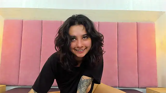 Watch Ciielo_777 live on EroticFlix - High definition streams