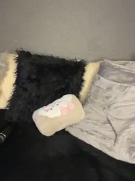 Hot_Mess18 webcam