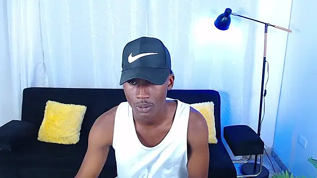 alexaandro18 webcam