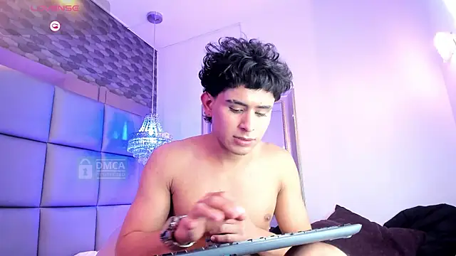jhonny-blake - Jhonny-Blake's free webcam - UK Sex Cams