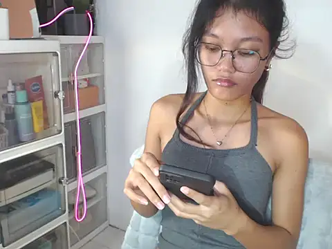 Watch skinny_gracie live on EroticFlix - High definition streams