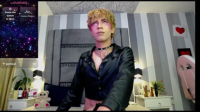 Cooperrosscute233 webcam