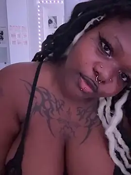Nyla_xox webcam